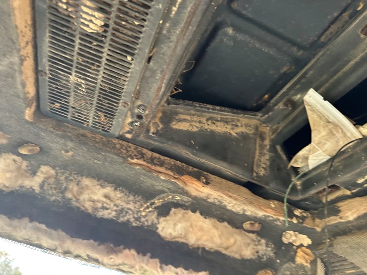 john-deere-4640-image-51