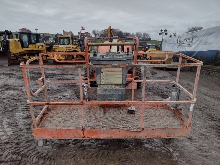 2008-jlg-600s-image-4