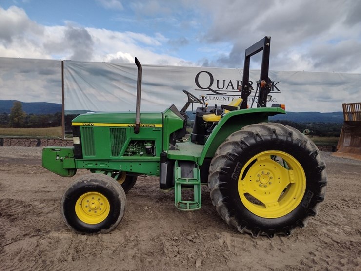 john-deere-6210-image-1