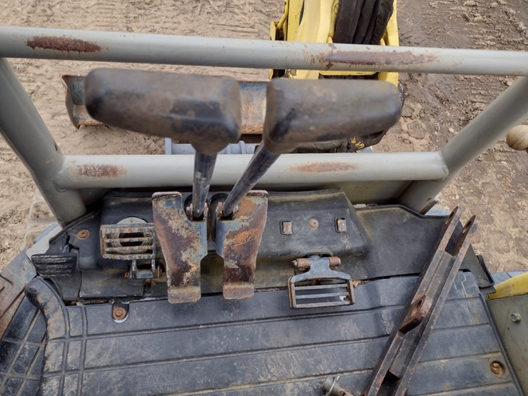 yanmar-vio35-image-7