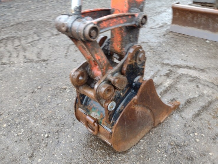 kubota-kx040-4-image-16