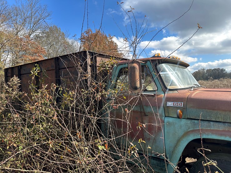 chevrolet-60-image-10