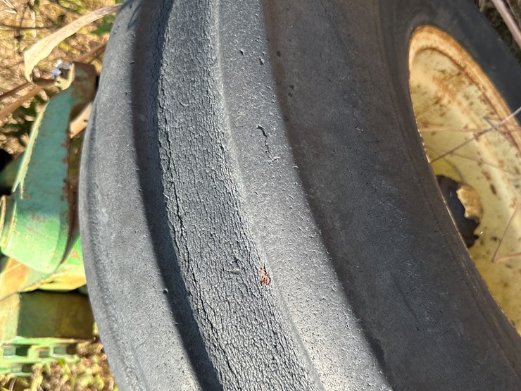 john-deere-4640-image-8