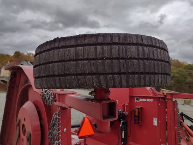 bush-hog-1815-image-9