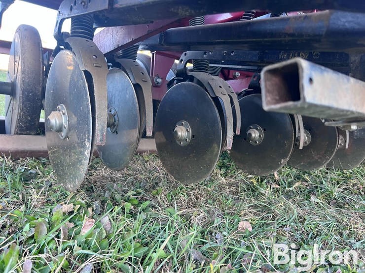 international-6200-image-18