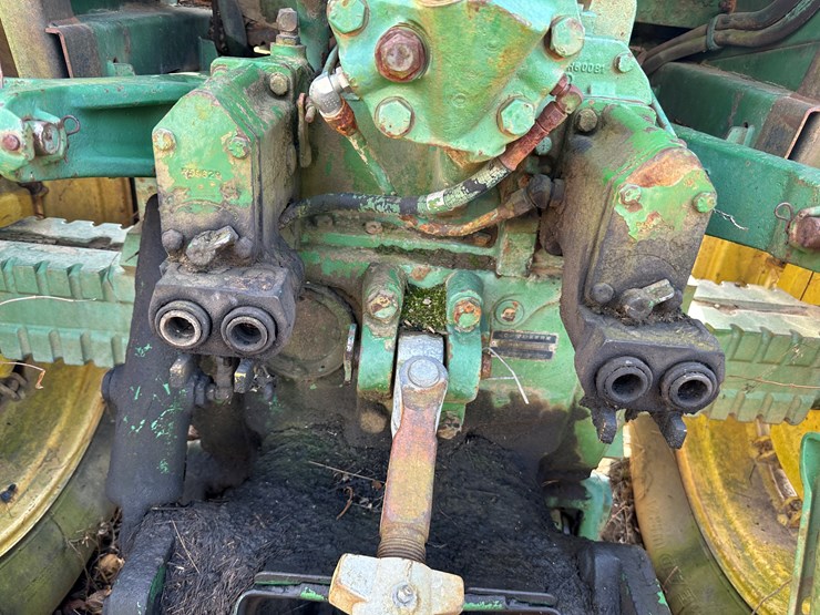 john-deere-4640-image-16