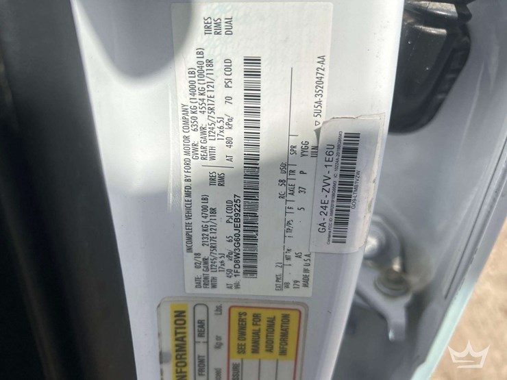 2018-ford-f350-image-5