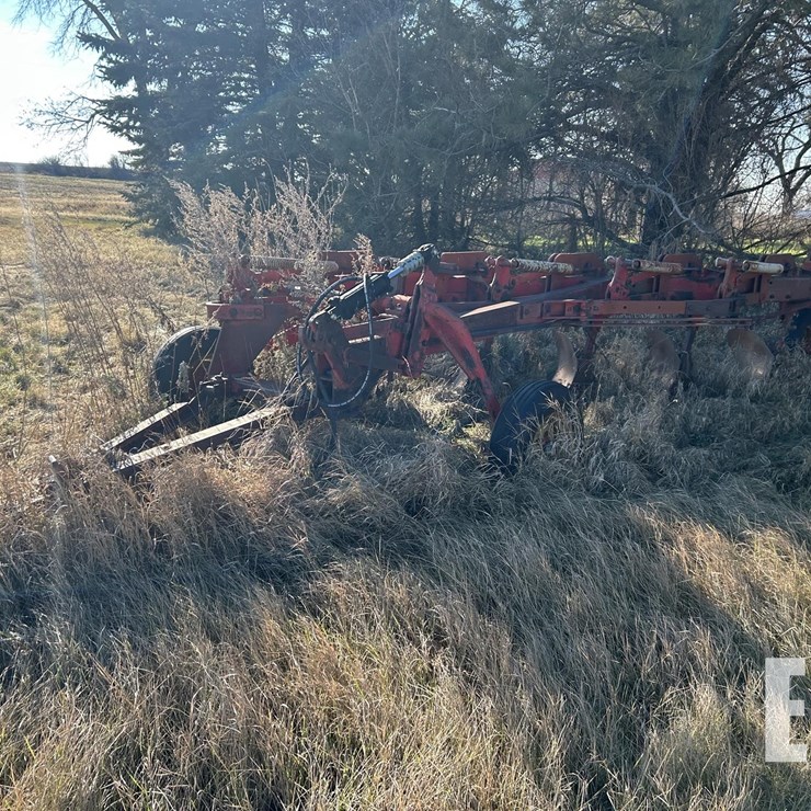 MELROE 6 BOTTOM PLOW