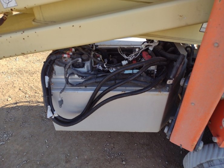 jlg-x600aj-image-10
