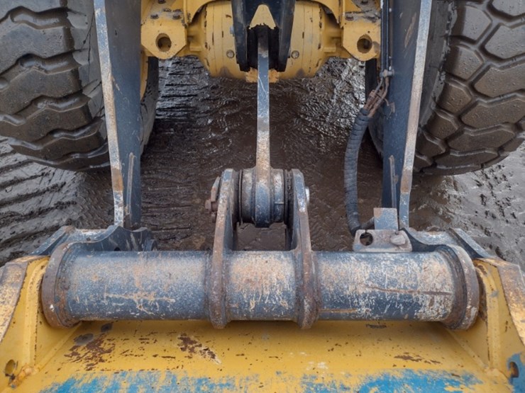 deere-524k-image-16