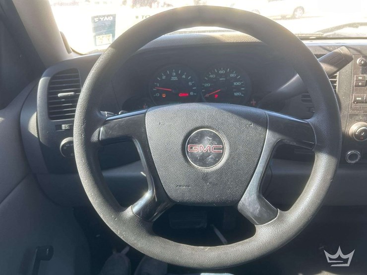 2008-gmc-sierra-1500-ext.-cab-pickup-truck-image-13