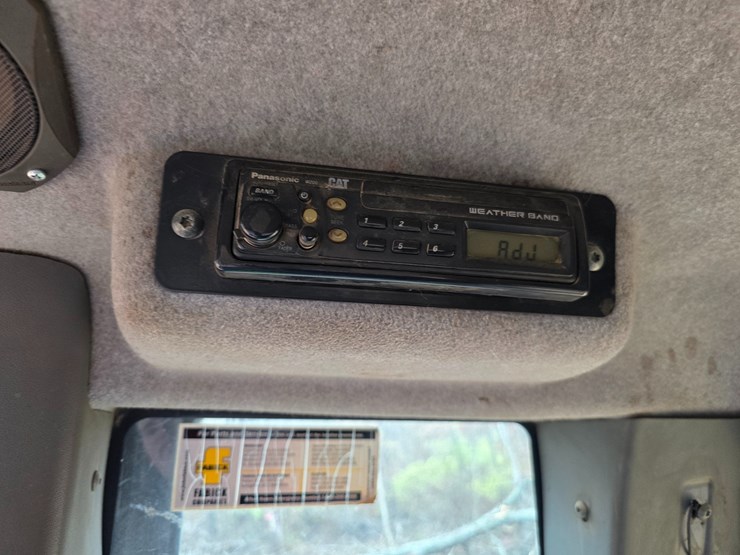 2004-caterpillar-963c-image-72