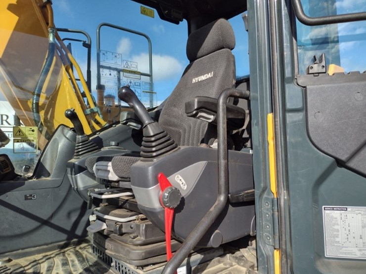 hyundai-hx140-lc-image-12