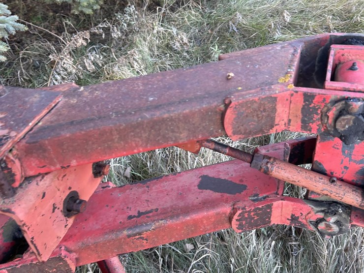 melroe-6-bottom-plow-image-6