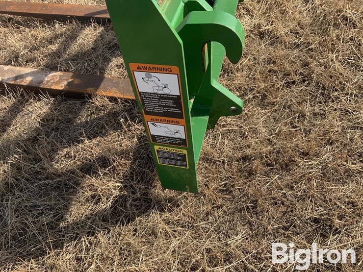 2021-john-deere-640r-image-10