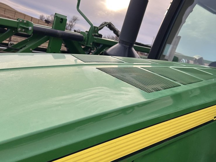 2017-john-deere-r4038-image-54