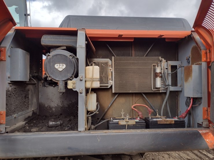 2006-hitachi-zx270-image-39