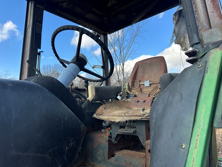 john-deere-4640-image-43