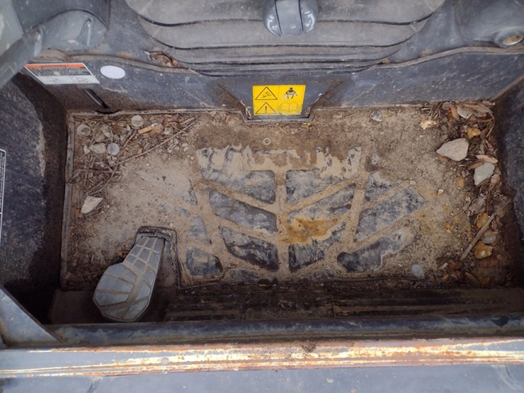 kubota-svl75-2-image-12