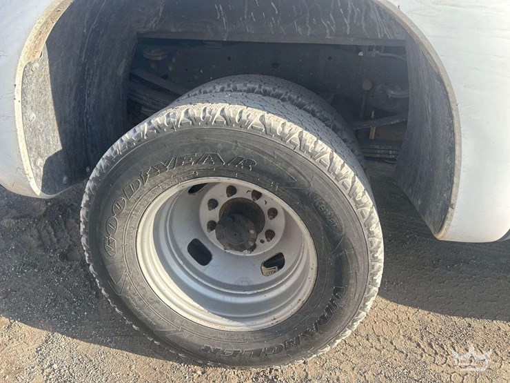 2016-ford-f350-image-28