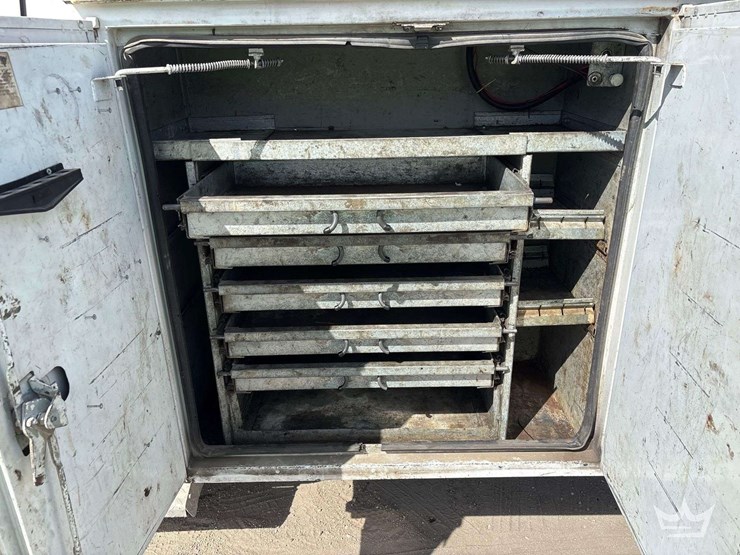 2001-ford-f550-image-19