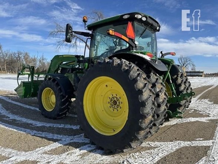 2023-john-deere-6r-155-image-6