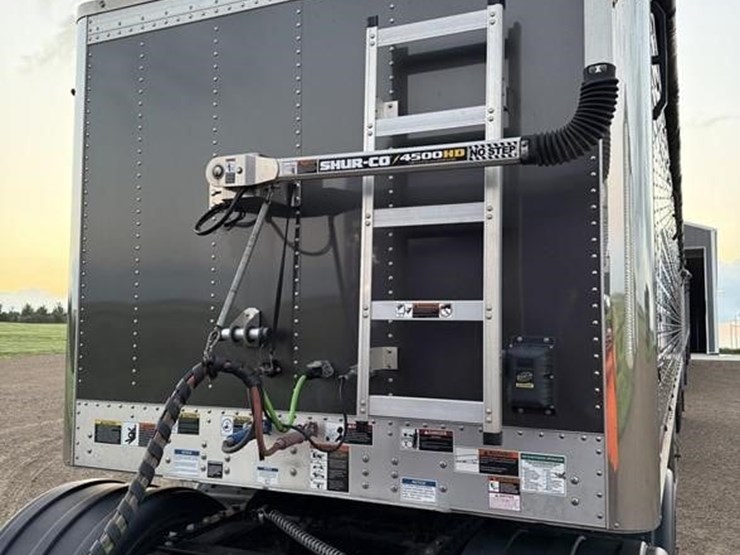 2024-wilson-pacesetter-w/-pup-image-5