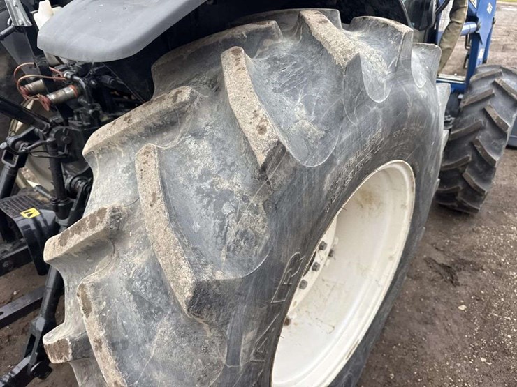 new-holland-tn60da-image-12