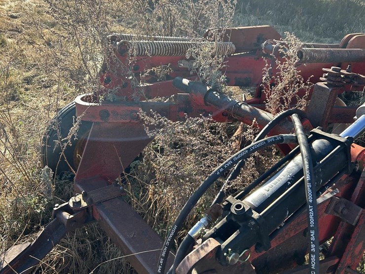 melroe-6-bottom-plow-image-17