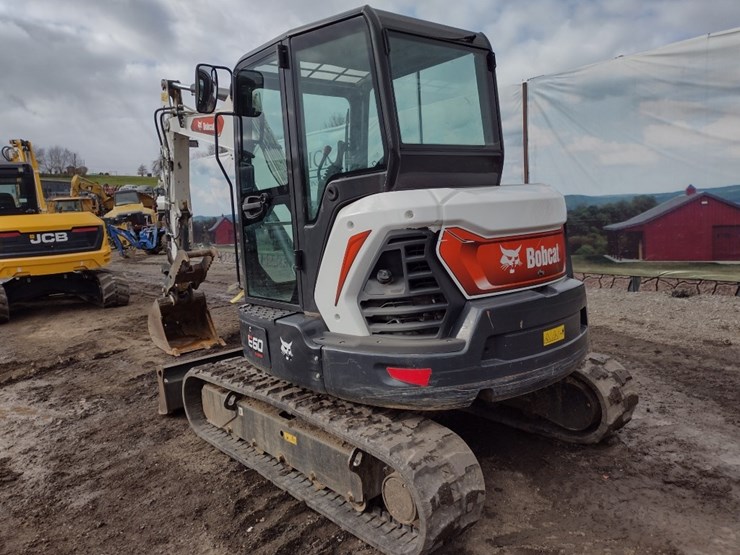 22-bobcat-e60-image-47