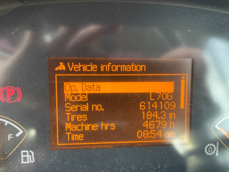 2013-volvo-l70g-image-25