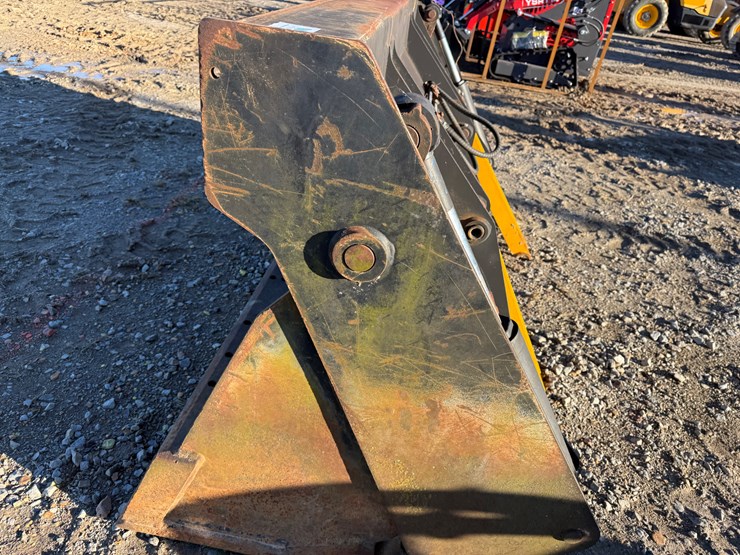 #87-•-88”-4-in-1-bucket-inv#33614-image-13