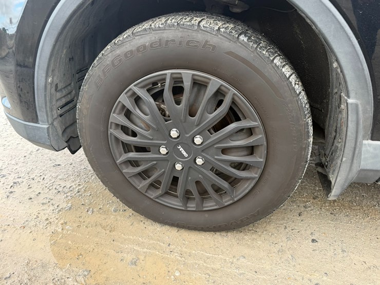 2018-toyota-rav4-image-12