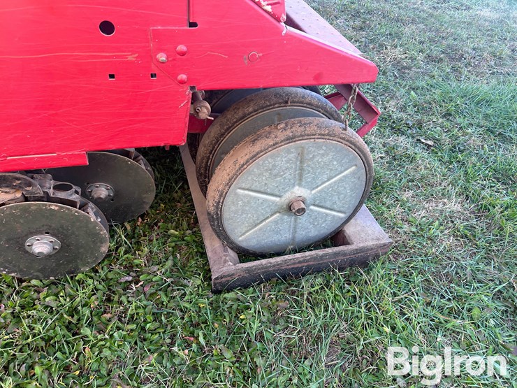 international-6200-image-10