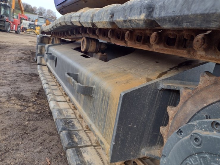 komatsu-pc128uu-2-image-28