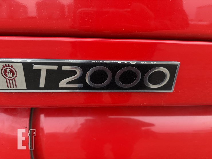 2003-kenworth-t2000-image-44