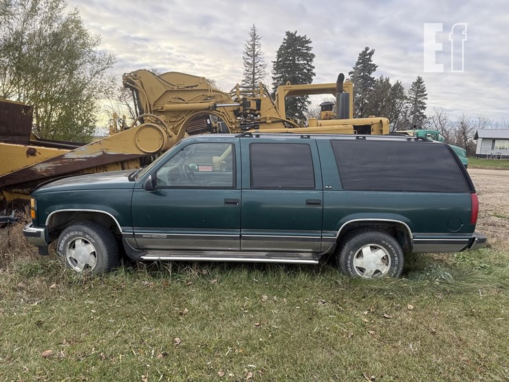 1995-gmc-suburban-image-5