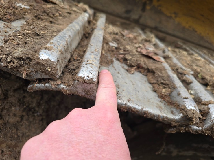 2004-caterpillar-963c-image-48