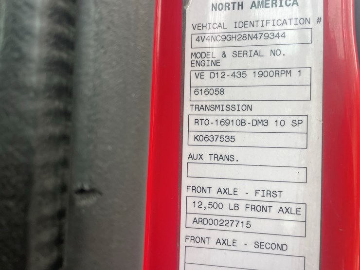 2008-volvo-10-image-54