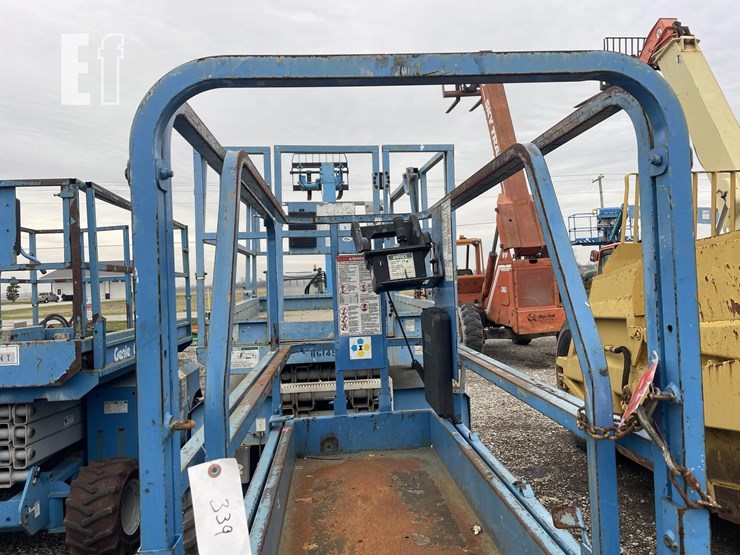 genie-gs1930-image-3