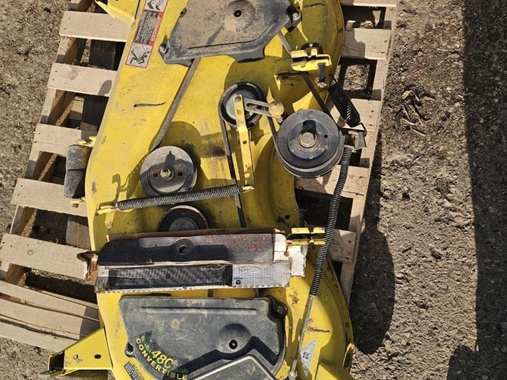 john-deere-235-image-6