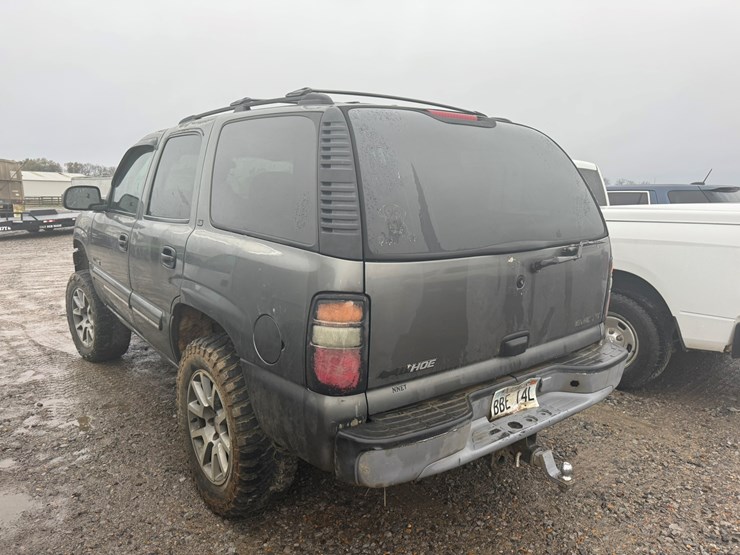 2000-chevrolet-tahoe-image-10