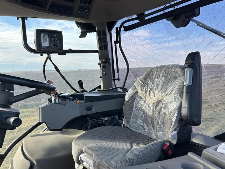 2022-case-ih-maxxum-150-image-44