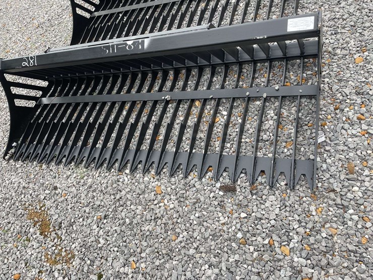 greatbear-84-inch-rock-bucket-image-1