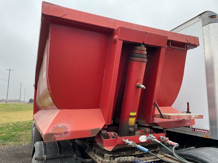 #1062-•-2002-hilbert-dump-trailer-(has-wi-title)-image-3