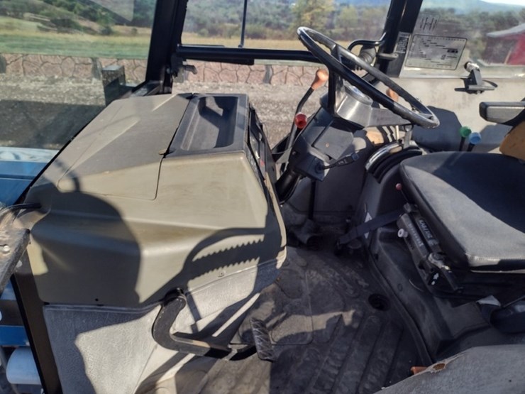 new-holland-4630-image-15