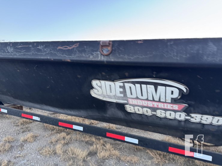 side-dump-industries-16ft-well-truck-mount-image-16