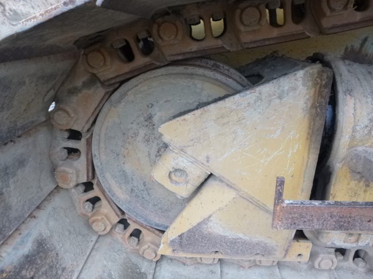 caterpillar-d6h-image-39