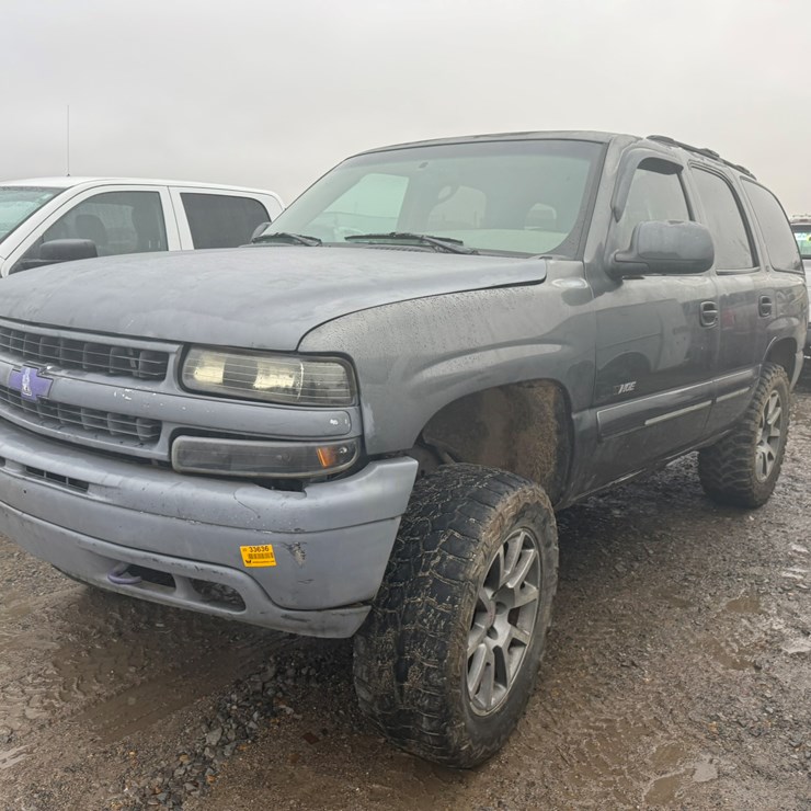 2000 CHEVROLET TAHOE