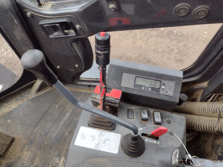 hitachi-zw80-5b-image-8